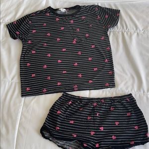 Black striped hearts pj set